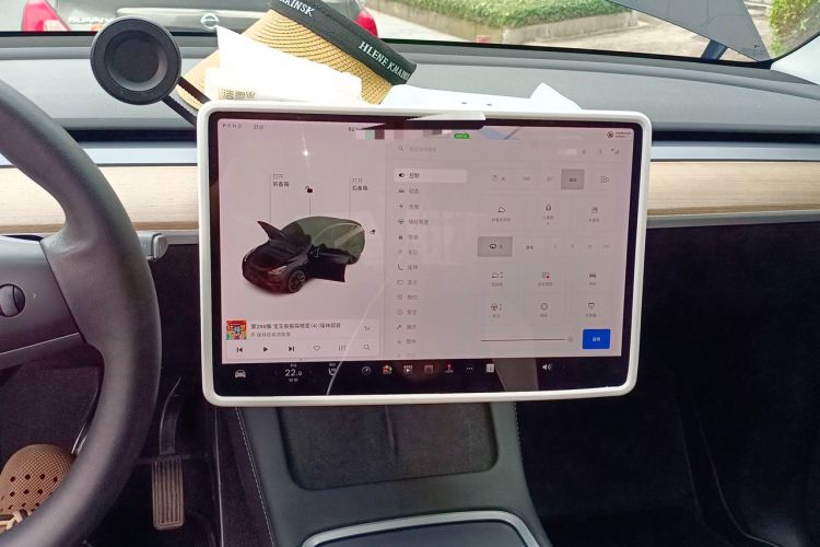 Used Tesla Model Y 2021 Standard Range Rear-Wheel Drive Version Audio And AC Panel