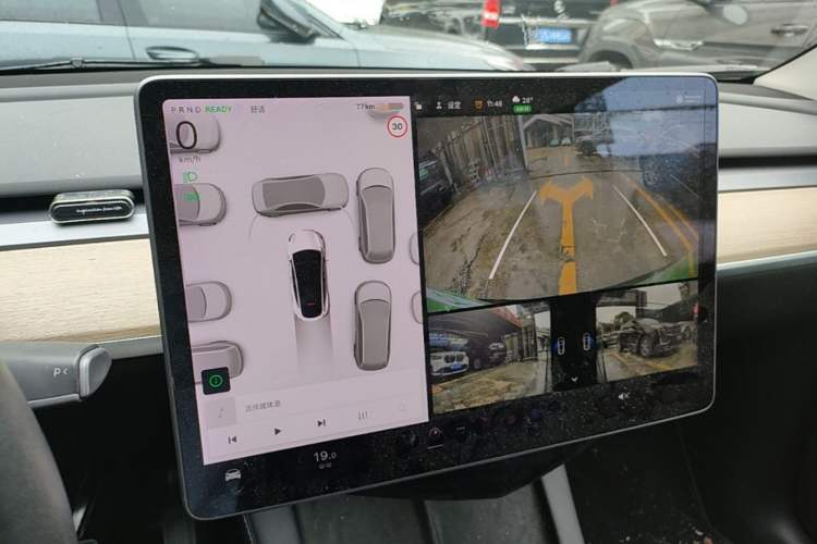 Used Tesla Model Y 2021 Standard Range Rear-Wheel Drive Version Audio And AC Panel