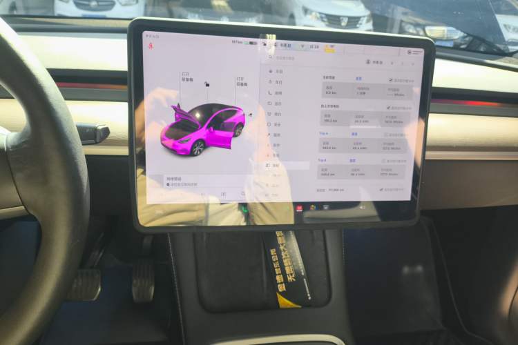 Used Tesla Model Y 2021 Standard Range Rear-Wheel Drive Version Audio And AC Panel