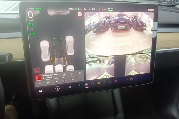 Used Tesla Model Y 2021 Standard Range Rear-Wheel Drive Version Audio And AC Panel