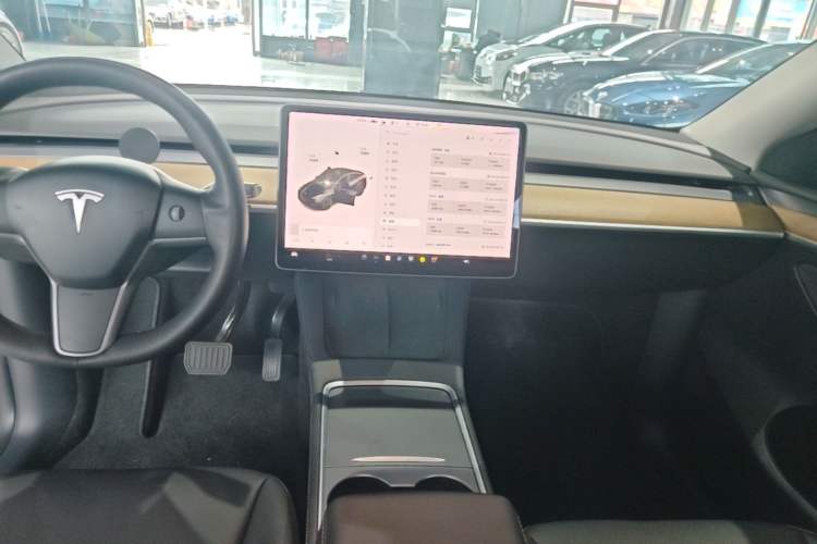 Used Tesla Model Y 2021 Long-Range All-Wheel-Drive Version Audio And AC Panel
