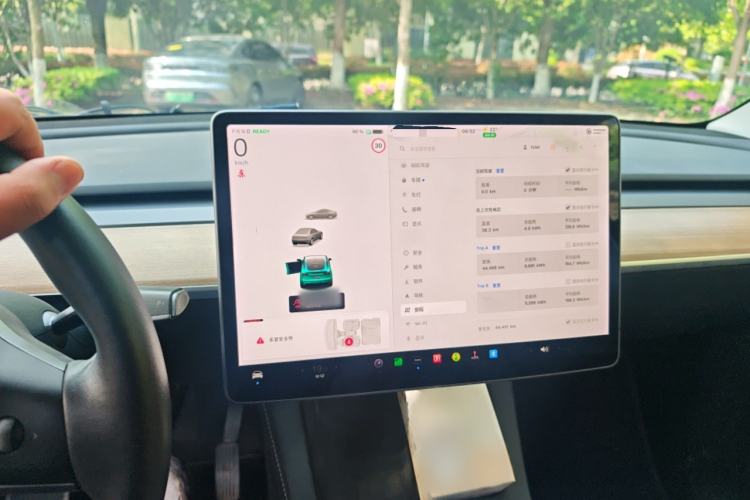 Used Tesla Model Y 2021 Standard Range Rear-Wheel Drive Version Audio And AC Panel