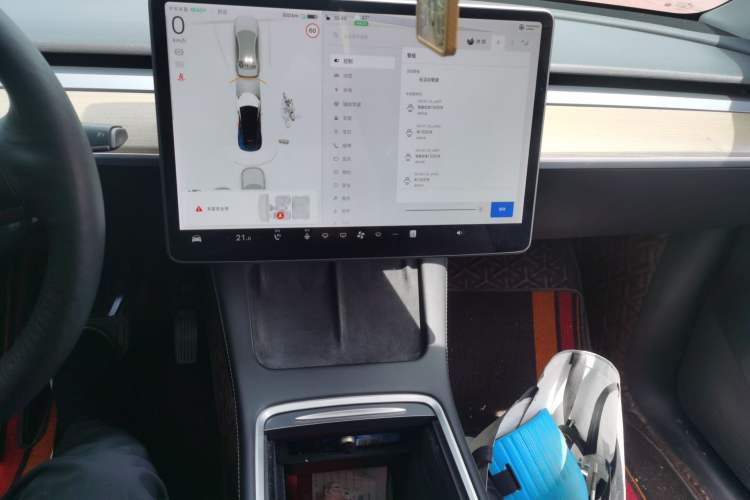 Used Tesla Model Y 2021 Standard Range Rear-Wheel Drive Version Audio And AC Panel