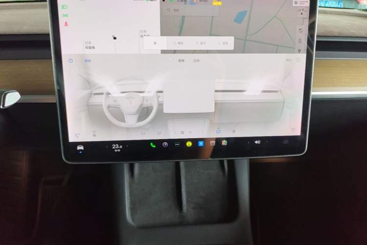 Used Tesla Model Y 2021 Standard Range Rear-Wheel Drive Version Audio And AC Panel