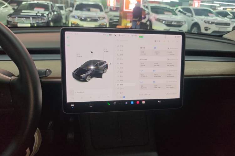 Used Tesla Model Y 2021 Long-Range All-Wheel-Drive Version 3D7 Audio And AC Panel