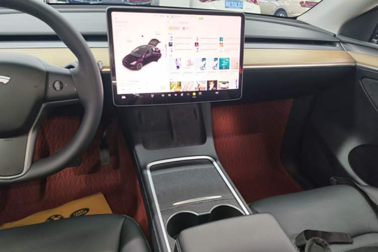 Used Tesla Model Y 2021 Standard Range Rear-Wheel Drive Version Audio And AC Panel