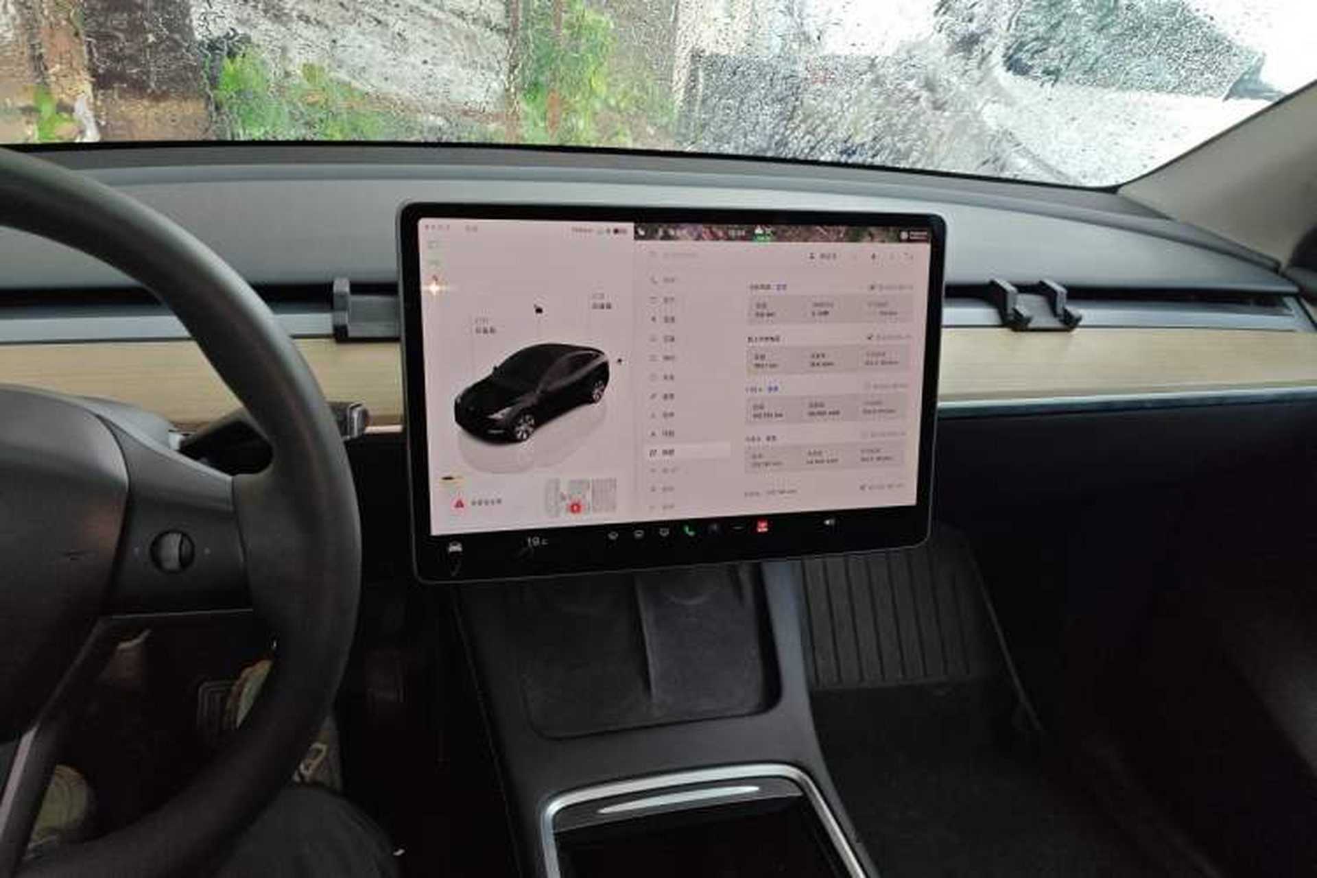 Used Tesla Model Y 2021 Revised Version 2 Long-Range All-Wheel-Drive Edition Audio And AC Panel
