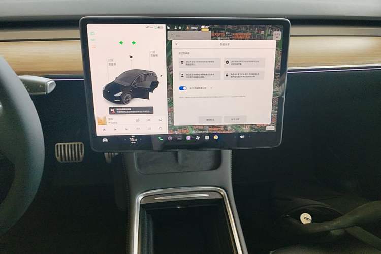 Used Tesla Model Y 2021 Standard Range Rear-Wheel Drive Version Audio And AC Panel