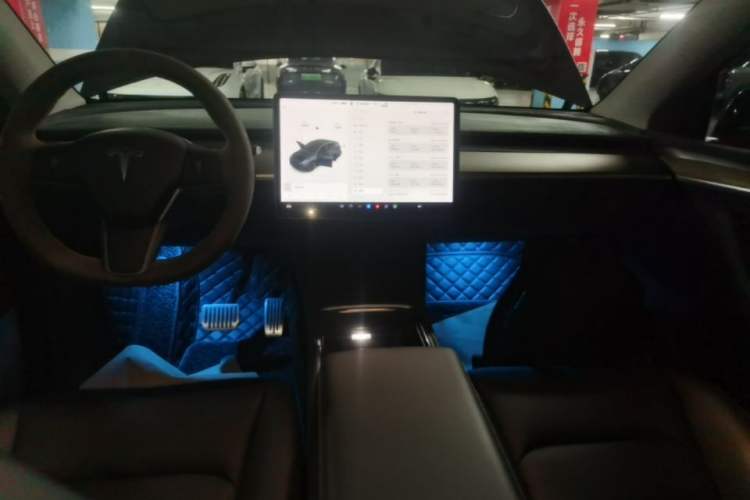 Used Tesla Model Y 2021 Long-Range All-Wheel-Drive Version Audio And AC Panel