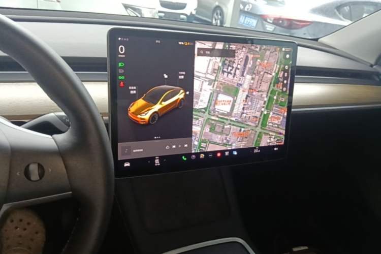 Used Tesla Model Y 2021 Standard Range Rear-Wheel Drive Version Audio And AC Panel