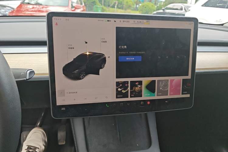 Used Tesla Model Y 2021 Standard Range Rear-Wheel Drive Version Audio And AC Panel