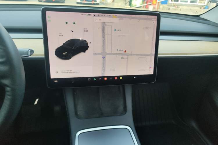 Used Tesla Model Y 2021 Standard Range Rear-Wheel Drive Version Audio And AC Panel