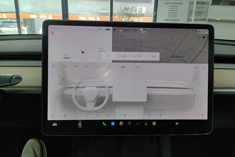 Used Tesla Model Y 2021 Standard Range Rear-Wheel Drive Version Audio And AC Panel