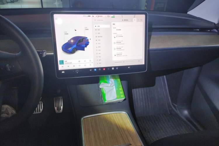 Used Tesla Model Y 2021 Standard Range Rear-Wheel Drive Version Audio And AC Panel