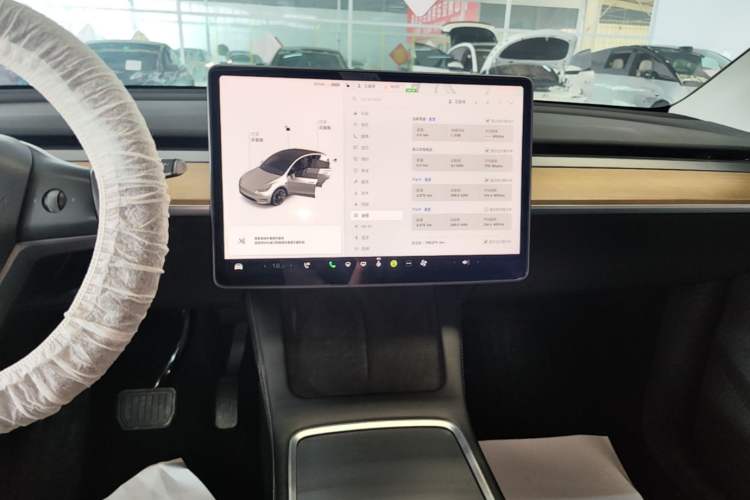 Used Tesla Model Y 2021 Standard Range Rear-Wheel Drive Version Audio And AC Panel