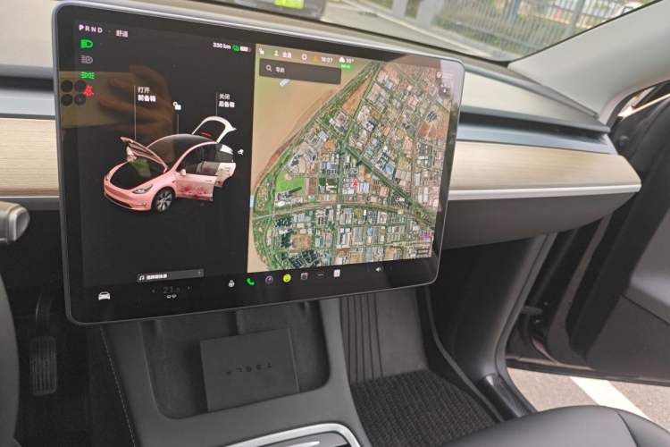 Used Tesla Model Y 2021 Long-Range All-Wheel-Drive Version Audio And AC Panel