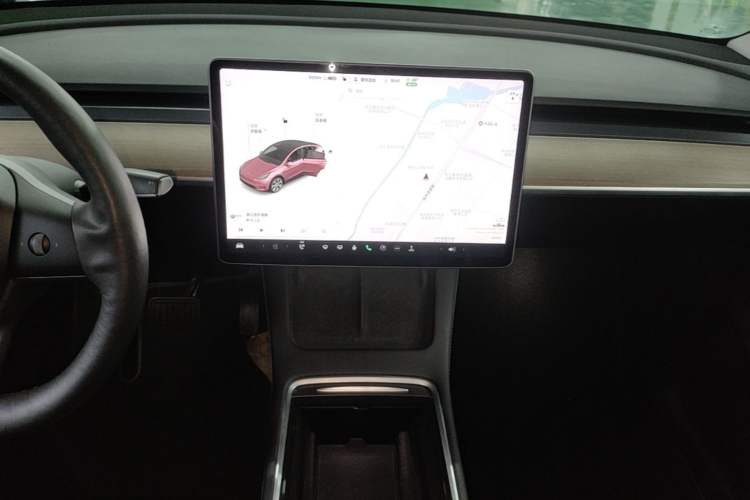 Used Tesla Model Y 2021 Long-Range All-Wheel-Drive Version Audio And AC Panel