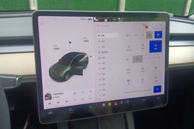 Used Tesla Model Y 2021 Standard Range Rear-Wheel Drive Version Audio And AC Panel