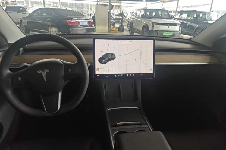 Used Tesla Model Y 2021 Long-Range All-Wheel-Drive Version 3D7 Audio And AC Panel