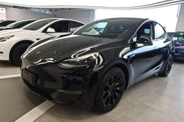 Used Tesla Model Y 2021 Standard Range Rear-Wheel Drive Version