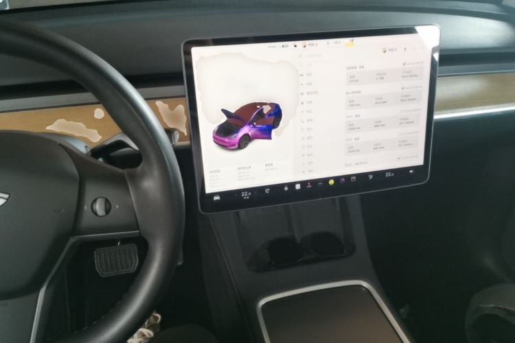 Used Tesla Model Y 2021 Standard Range Rear-Wheel Drive Version Center Console