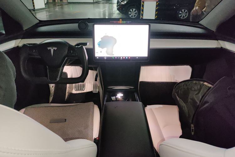 Used Tesla Model Y 2021 Performance High-Performance All-Wheel-Drive Version Center Console