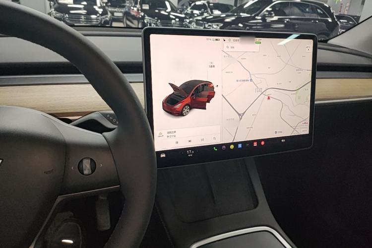 Used Tesla Model Y 2021 Standard Range Rear-Wheel Drive Version Center Console