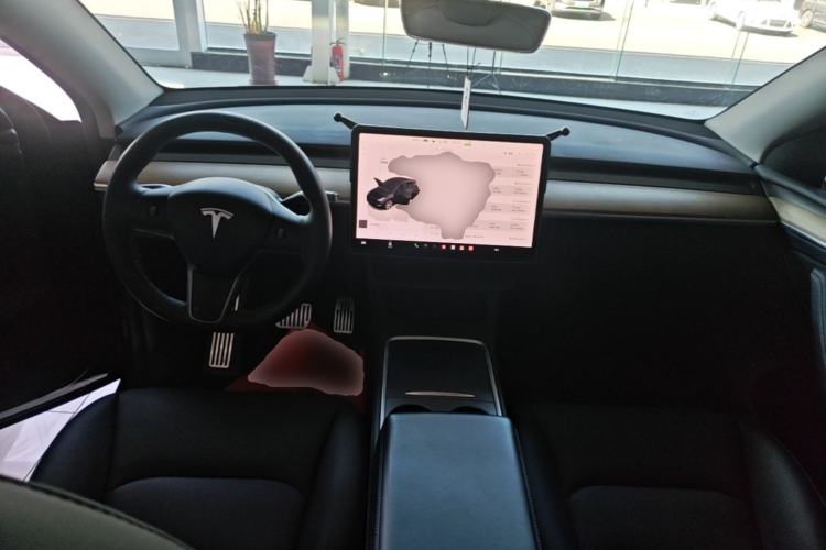 Used Tesla Model Y 2021 Revised Version 2 Long-Range All-Wheel-Drive Edition Center Console