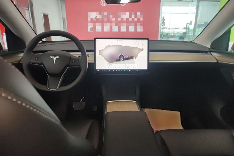 Used Tesla Model Y 2021 Revised Version 2 Long-Range All-Wheel-Drive Edition Center Console