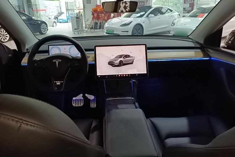 Used Tesla Model Y 2021 Performance High-Performance All-Wheel-Drive Version Center Console