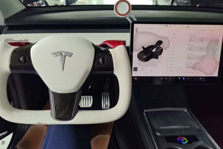 Used Tesla Model Y 2021 Performance High-Performance All-Wheel-Drive Version Center Console