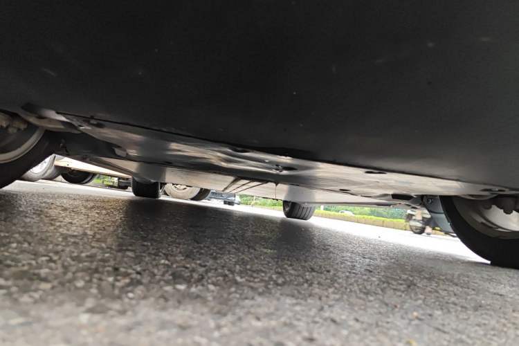 Used Tesla Model Y 2021 Standard Range Rear-Wheel Drive Version Chassis Front
