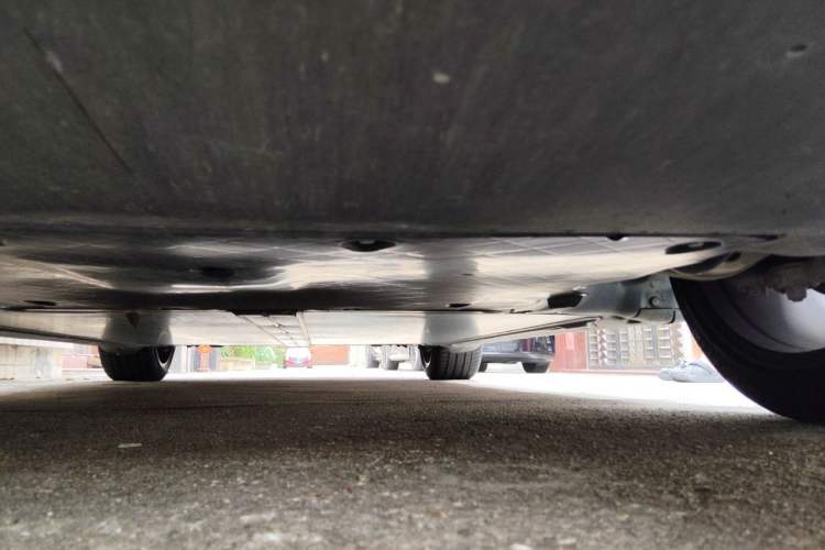 Used Tesla Model Y 2021 Standard Range Rear-Wheel Drive Version Chassis Front
