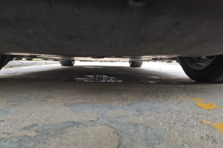 Used Tesla Model Y 2021 Standard Range Rear-Wheel Drive Version Chassis Front