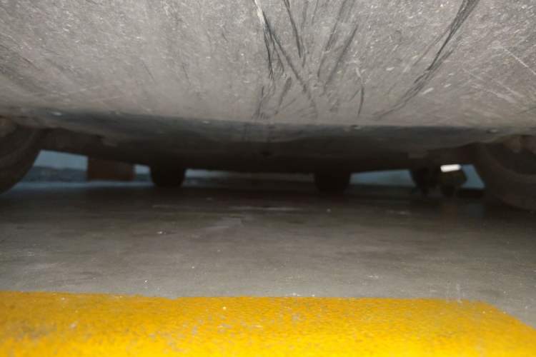 Used Tesla Model Y 2021 Standard Range Rear-Wheel Drive Version Chassis Front