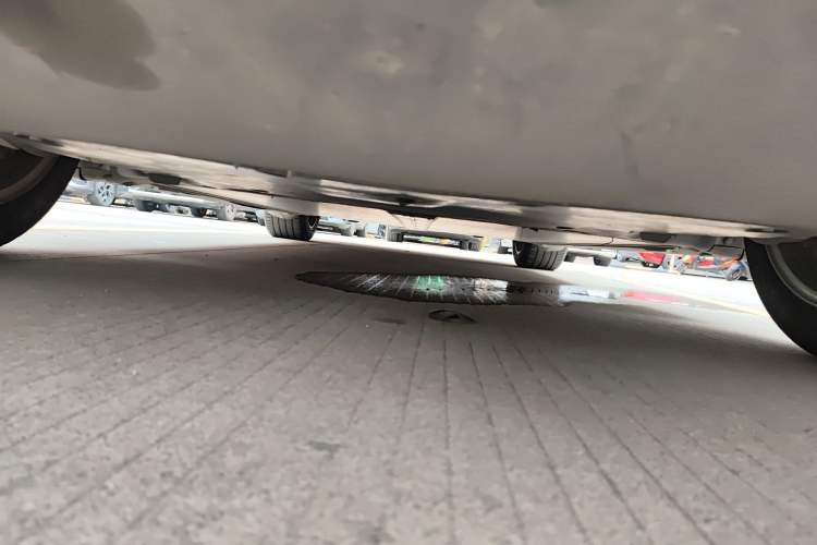 Used Tesla Model Y 2021 Standard Range Rear-Wheel Drive Version Chassis Front