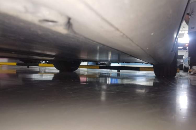 Used Tesla Model Y 2021 Standard Range Rear-Wheel Drive Version Chassis Front Left