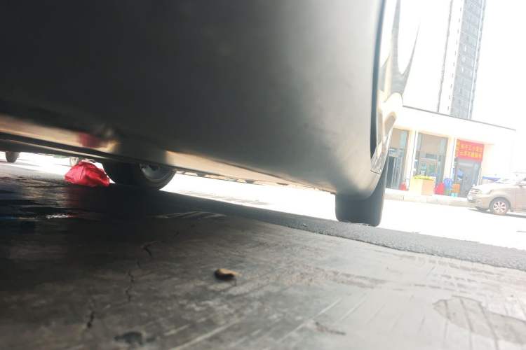 Used Tesla Model Y 2021 Long-Range All-Wheel-Drive Version 3D7 Chassis Front Left