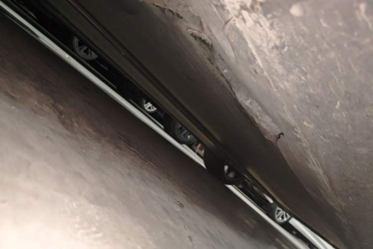Used Tesla Model Y 2021 Standard Range Rear-Wheel Drive Version Chassis Front Left