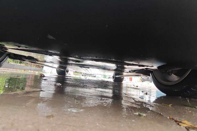 Used Tesla Model Y 2021 Standard Range Rear-Wheel Drive Version Chassis Front