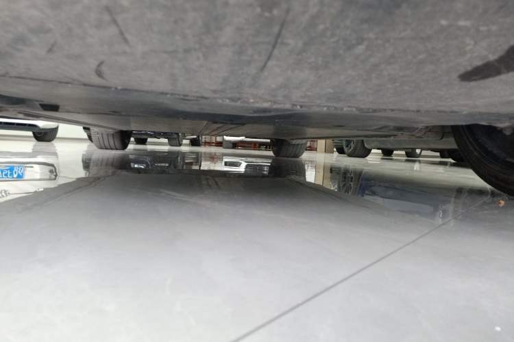 Used Tesla Model Y 2021 Standard Range Rear-Wheel Drive Version Chassis Front