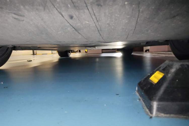 Used Tesla Model Y 2021 Standard Range Rear-Wheel Drive Version Chassis Front