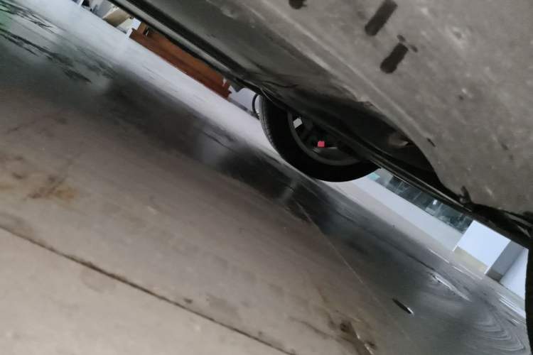 Used Tesla Model Y 2021 Long-Range All-Wheel-Drive Version Chassis Front Right