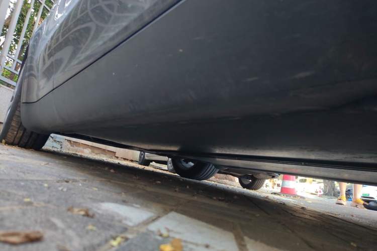 Used Tesla Model Y 2021 Standard Range Rear-Wheel Drive Version Chassis Front Right