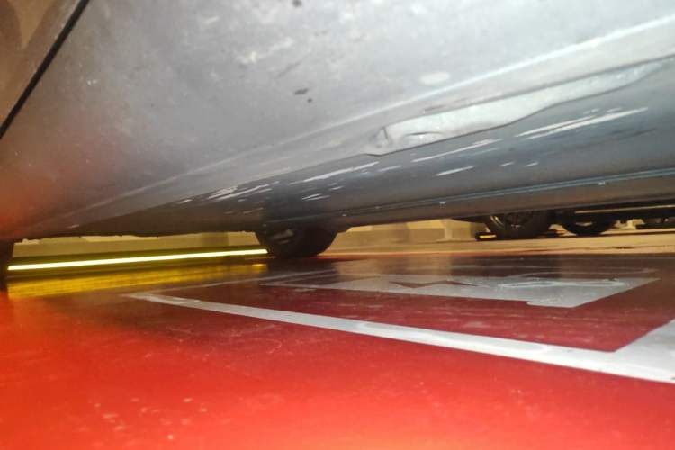 Used Tesla Model Y 2021 Standard Range Rear-Wheel Drive Version Chassis Front Right