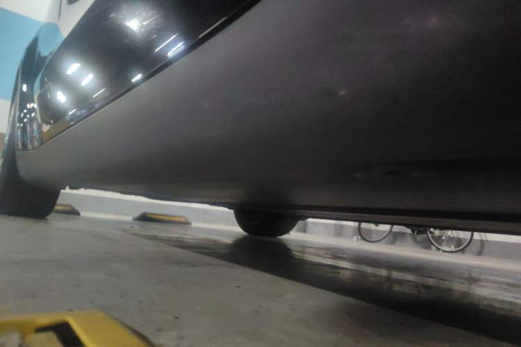Used Tesla Model Y 2021 Long-Range All-Wheel-Drive Version Chassis Front Right