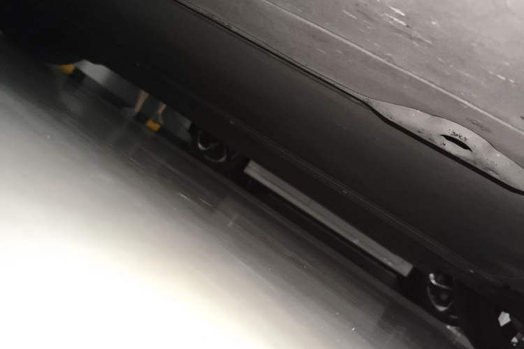 Used Tesla Model Y 2021 Long-Range All-Wheel-Drive Version Chassis Front Right