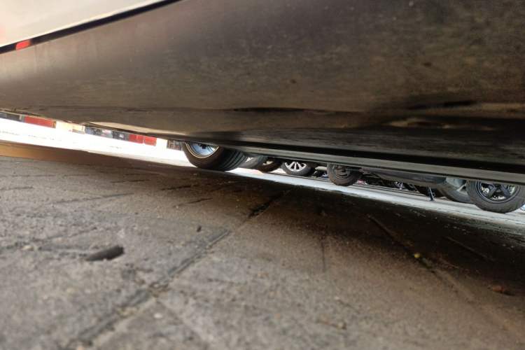 Used Tesla Model Y 2021 Standard Range Rear-Wheel Drive Version Chassis Front Right