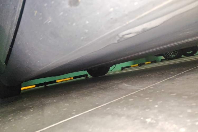 Used Tesla Model Y 2021 Long-Range All-Wheel-Drive Version 3D7 Chassis Front Right