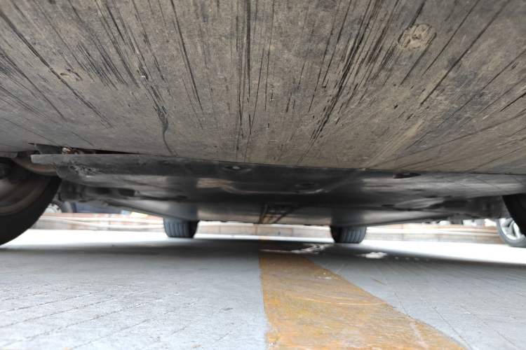 Used Tesla Model Y 2021 Standard Range Rear-Wheel Drive Version Chassis Front